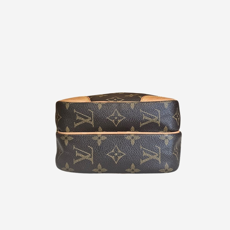 MONOGRAM CANVAS AMAZONE
