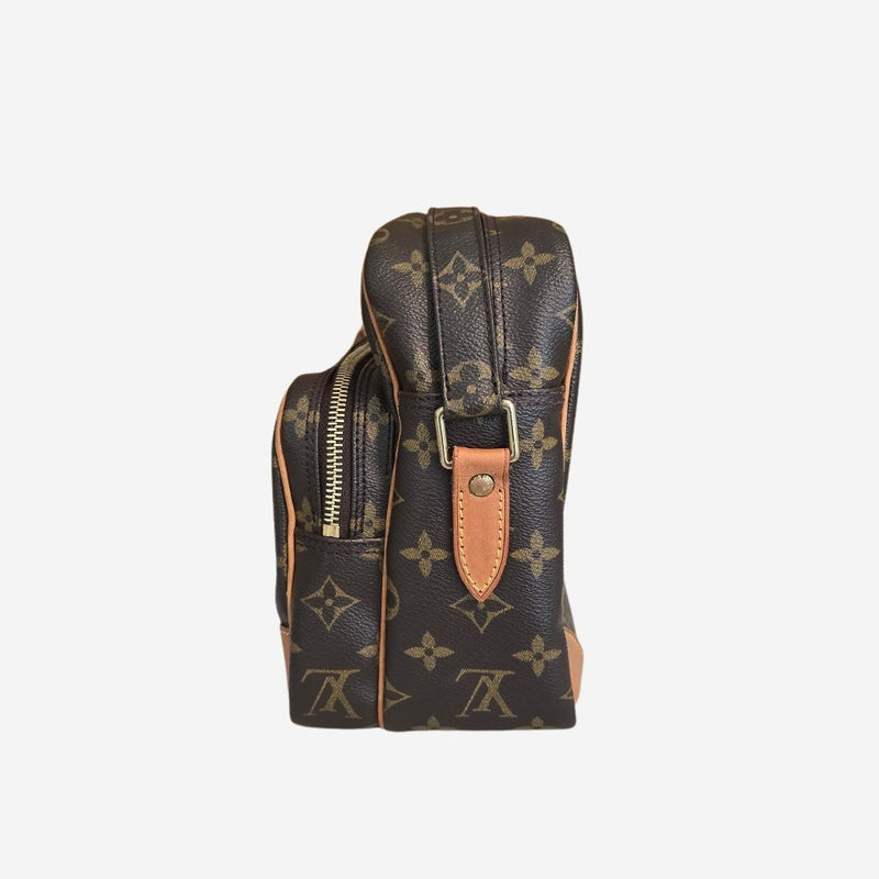 MONOGRAM CANVAS NILE MM