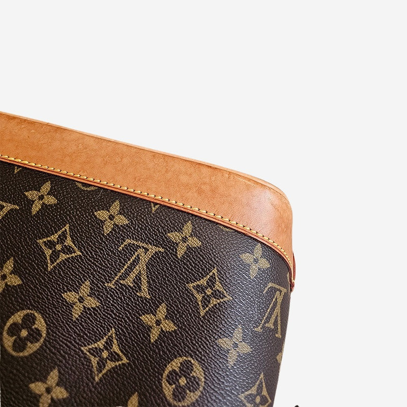 Monogram Canvas Alma PM