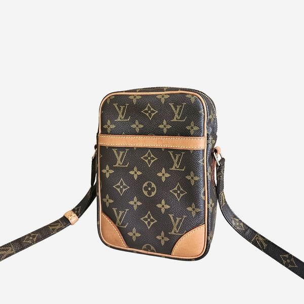 MONOGRAM CANVAS DANUBE