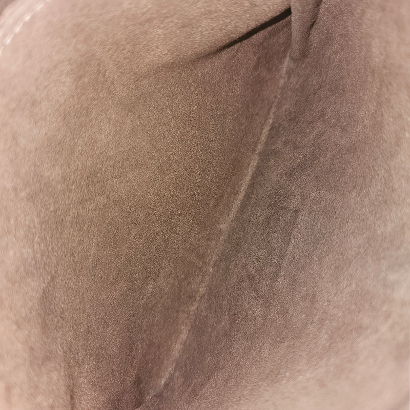 Monogram Canvas Pochette metis