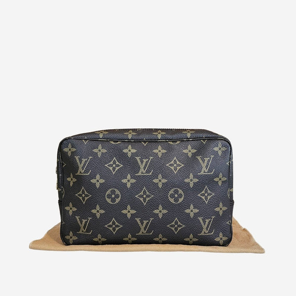 Monogram Canvas Trousse Toilette 23