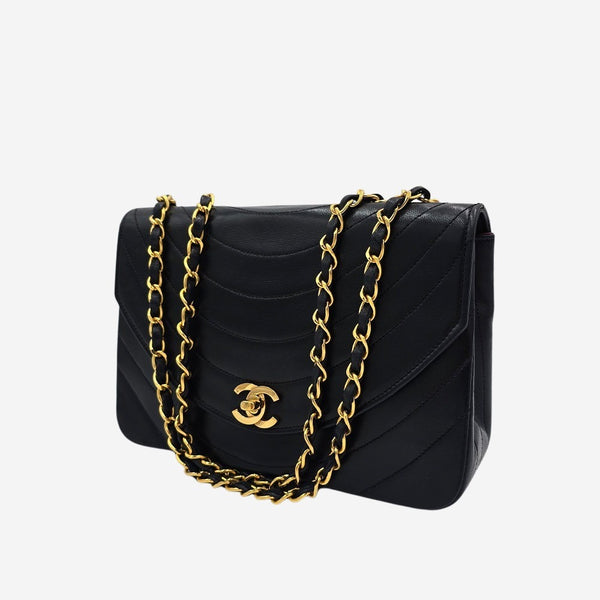 VINTAGE FLAP BAG