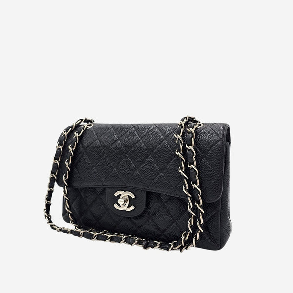 CAVIAR SMALL CLASSIC DOUBLE FLAP