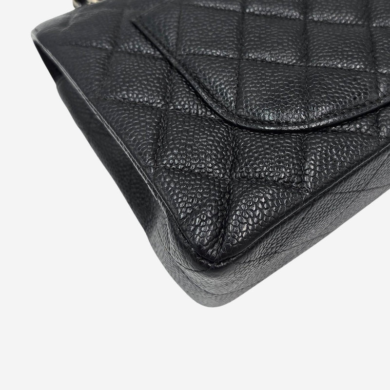 CAVIAR SMALL CLASSIC DOUBLE FLAP