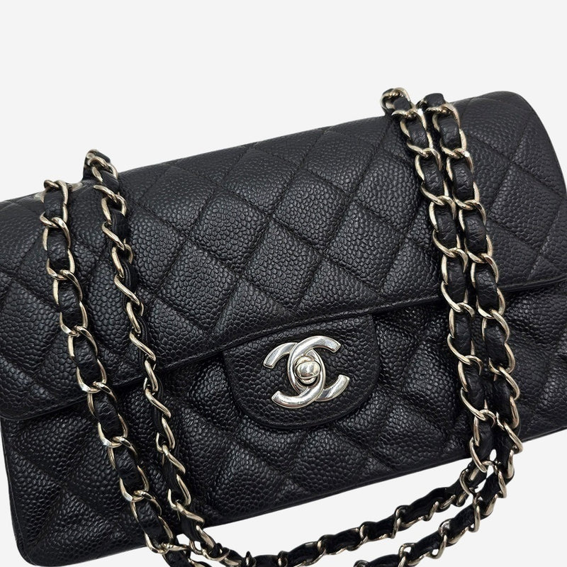 CAVIAR SMALL CLASSIC DOUBLE FLAP