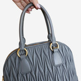 Grå Matelassé Nappa 2-way handbag