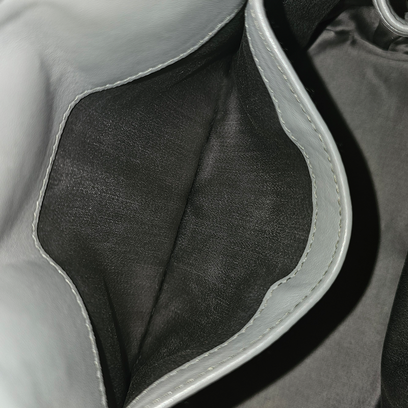 Grå Matelassé Nappa 2-way handbag