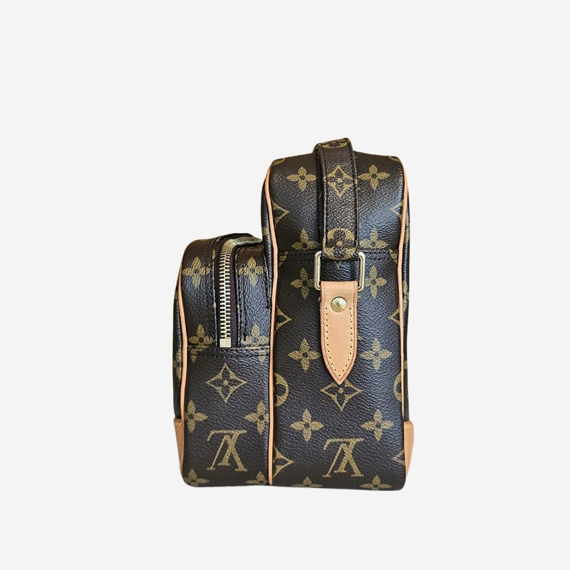 MONOGRAM CANVAS NILE MM