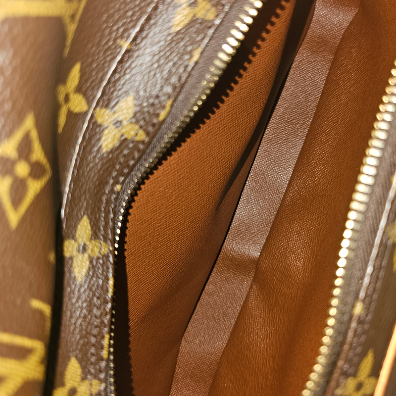 MONOGRAM CANVAS NILE MM