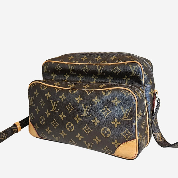 MONOGRAM CANVAS NILE MM