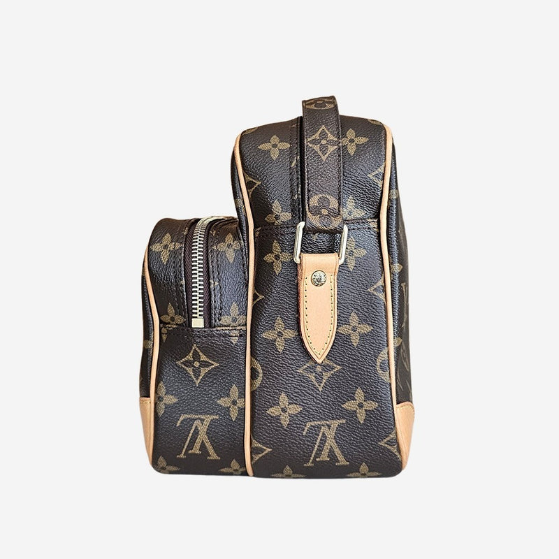 MONOGRAM CANVAS NILE MM