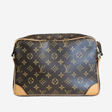 MONOGRAM CANVAS NILE MM