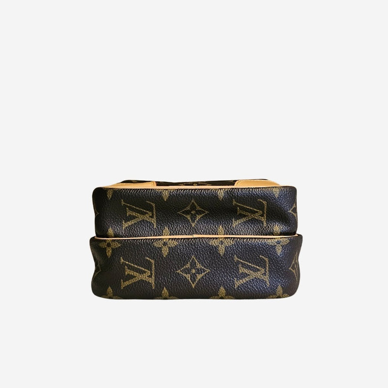 MONOGRAM CANVAS AMAZONE