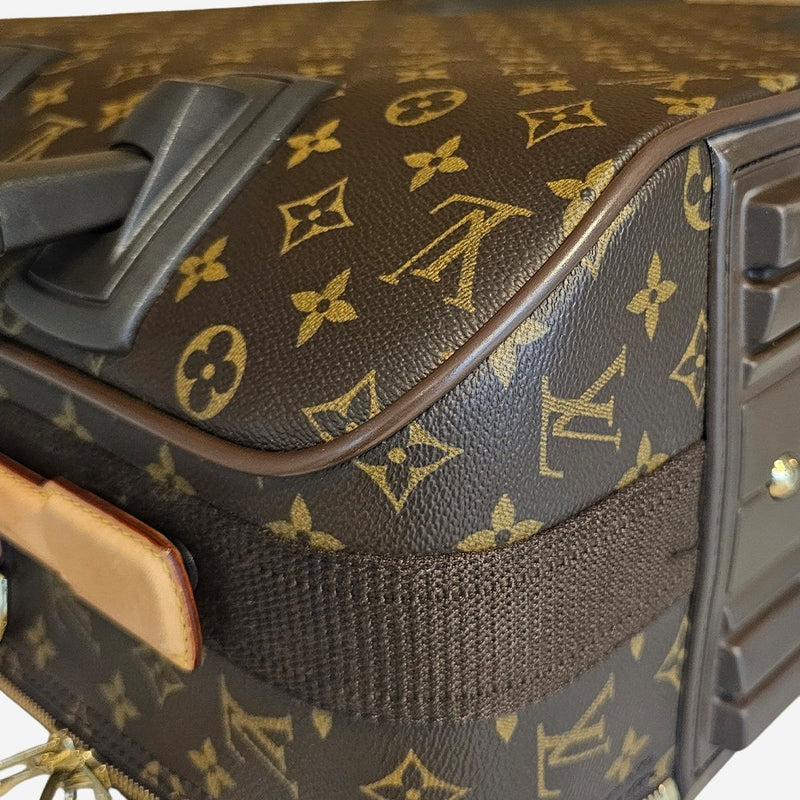 Monogram Canvas vintage Pegasus 55