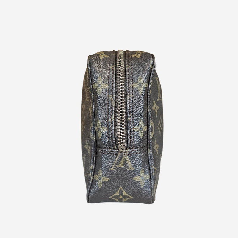 Monogram Canvas Trousse Toilette 23