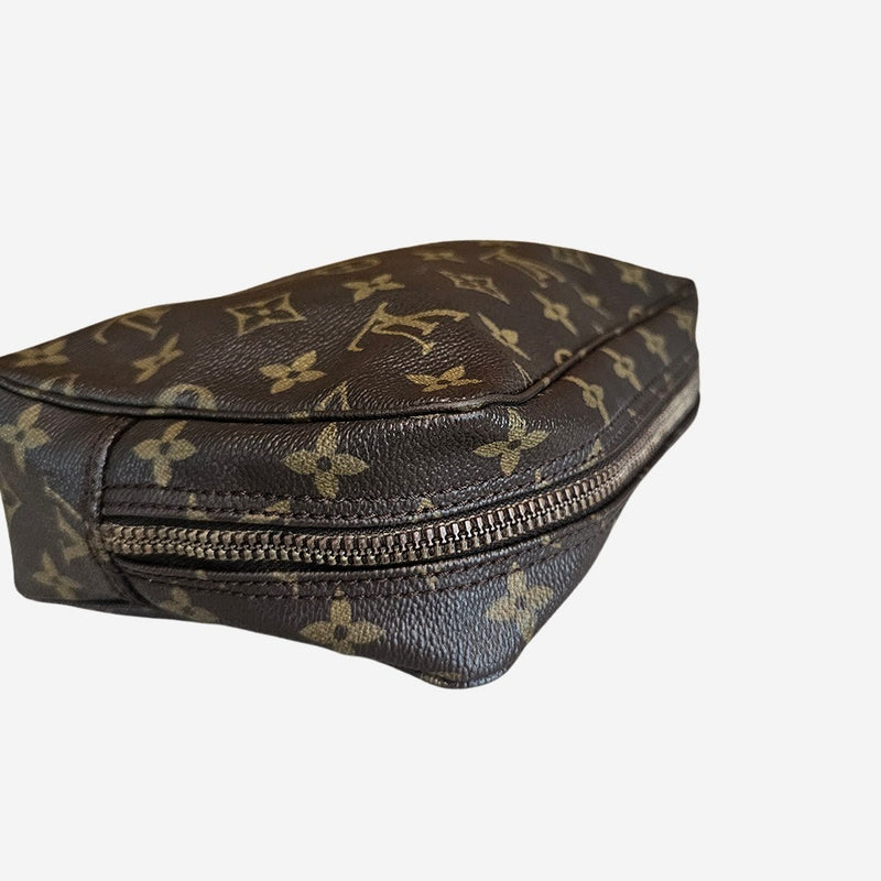 Monogram Canvas Trousse Toilette 23