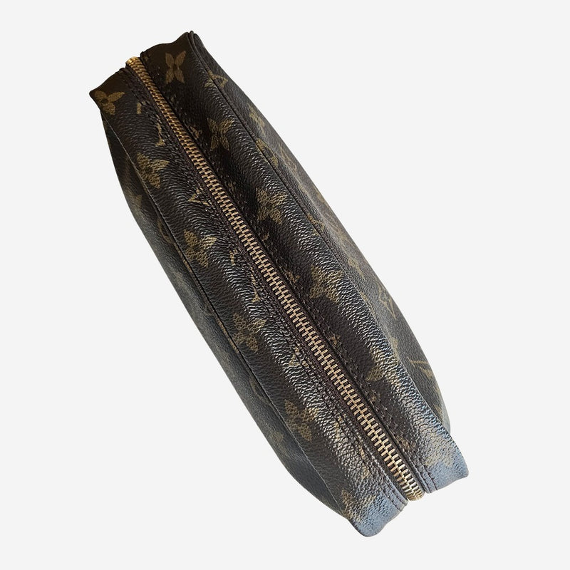 Monogram Canvas Trousse Toilette 23