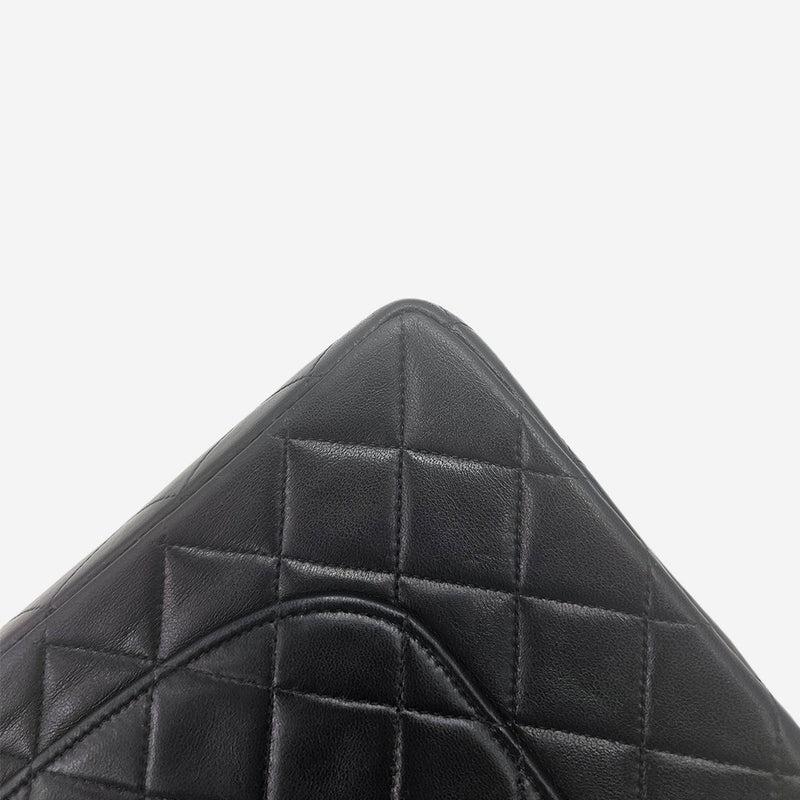 CLASSIC DOUBLE FLAP MEDIUM