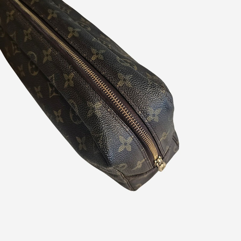 Monogram Canvas Trousse Toilette 28