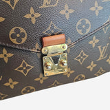 Monogram Canvas Pochette metis