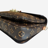 Monogram Canvas Pochette metis
