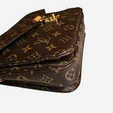 Monogram Canvas Pochette metis