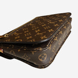Monogram Canvas Pochette metis