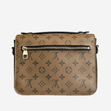 Monogram Canvas reverse Pochette metis