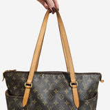 MONOGRAM CANVAS TOTALLY MM