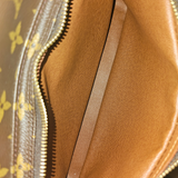 MONOGRAM CANVAS NILE MM