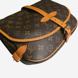 MONOGRAM CANVAS SAUMUR 30