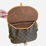 MONOGRAM CANVAS SAUMUR 30