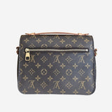 Monogram Canvas Pochette metis