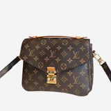Monogram Canvas Pochette metis