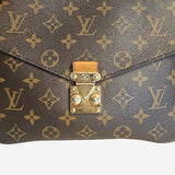 Monogram Canvas Pochette metis