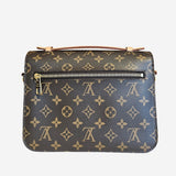 Monogram Canvas Pochette metis