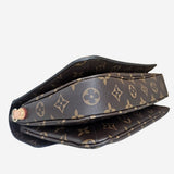 Monogram Canvas Pochette Metis