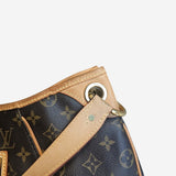 Monogram Canvas Galleria PM