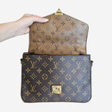 Monogram Canvas reverse Pochette metis
