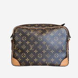 MONOGRAM CANVAS NILE MM
