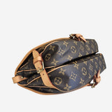 MONOGRAM CANVAS SAUMUR 30