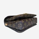 Monogram Canvas Pochette metis