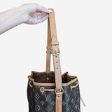 Monogram Canvas Noé