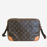 MONOGRAM CANVAS NILE MM