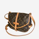MONOGRAM CANVAS SAUMUR 30