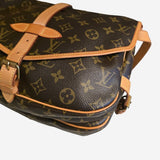 MONOGRAM CANVAS SAUMUR 30