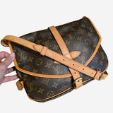 MONOGRAM CANVAS SAUMUR 30