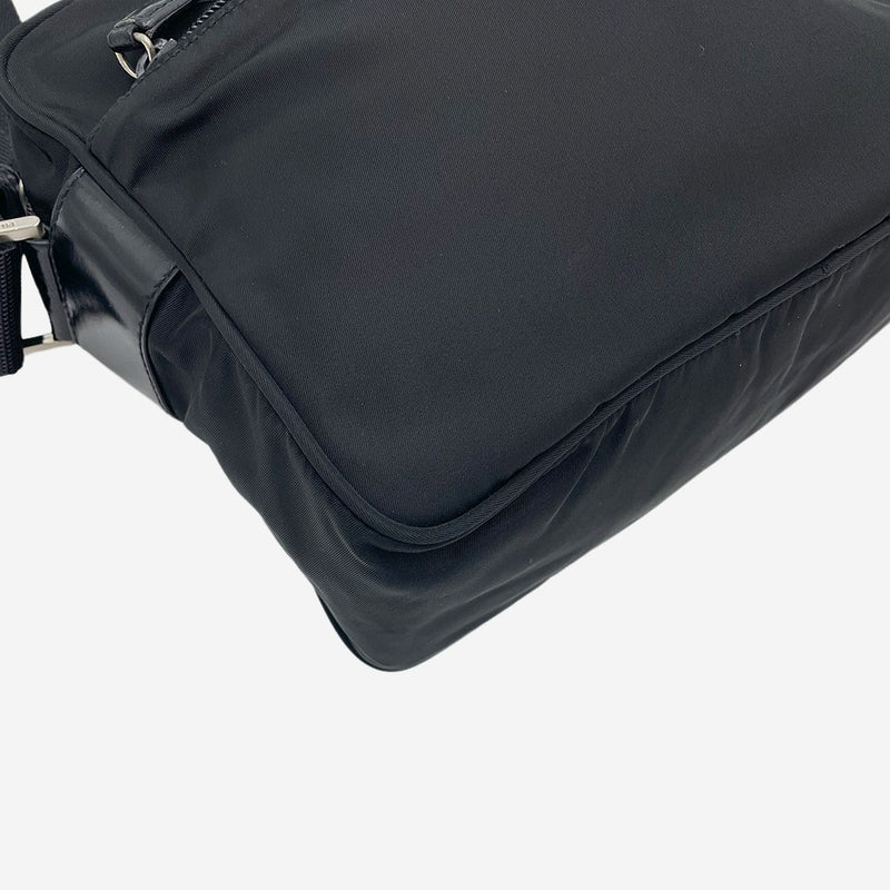MESSENGER NYLON CROSSBODY