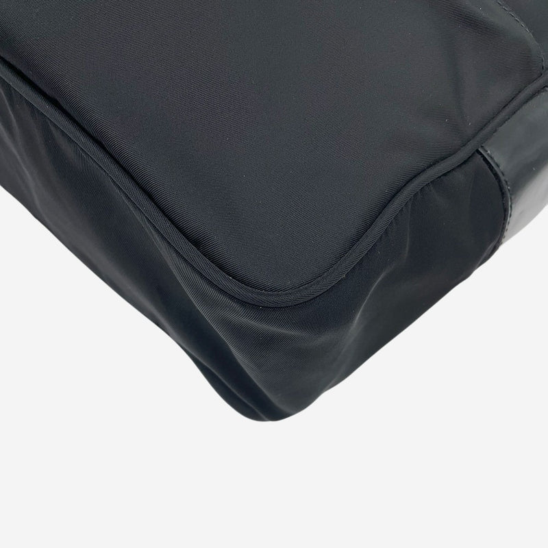 MESSENGER NYLON CROSSBODY